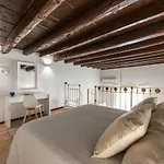 Old Town Loft M8 M8apartments 아파트