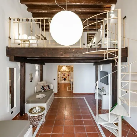 Апартаменты Old Town Loft M8 M8apartments *