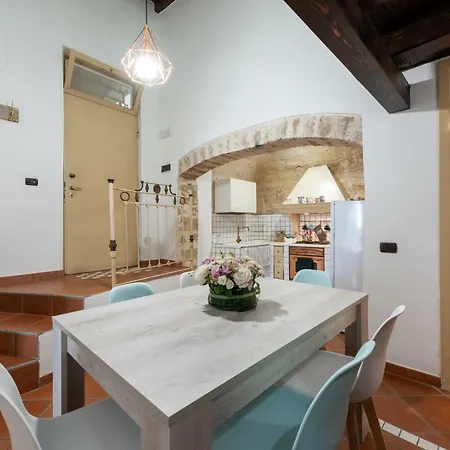 Old Town Loft M8 M8apartments * Μπάρι